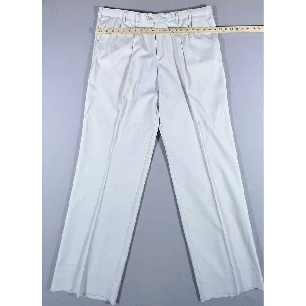 Dockers Golf Men's 42x32 White Pleated Relaxed Fit Microfiber Trousers Pants